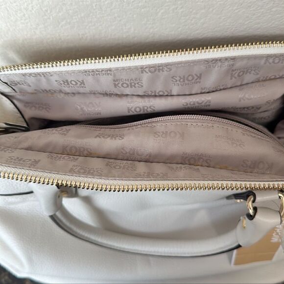 New Michael Kors Megan Large Vanilla Satchel Crossbody - Picture 11 of 16